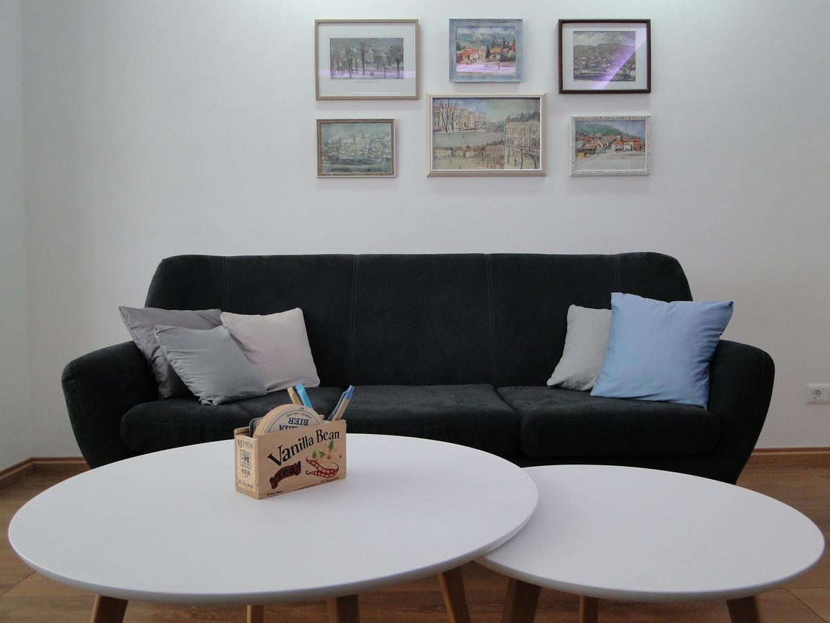 Apartment Galerija Tuzla Luaran gambar